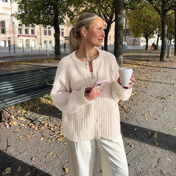 ELOWEN™ - Komfortabel Ensfarvet Knappet Langærmet Rundhalset Cardigan