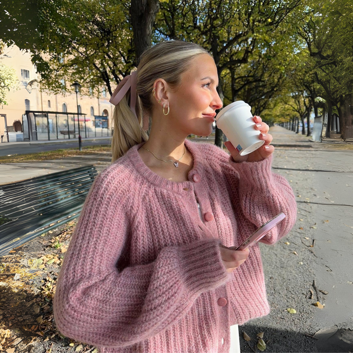 ELOWEN™ - Komfortabel Ensfarvet Knappet Langærmet Rundhalset Cardigan