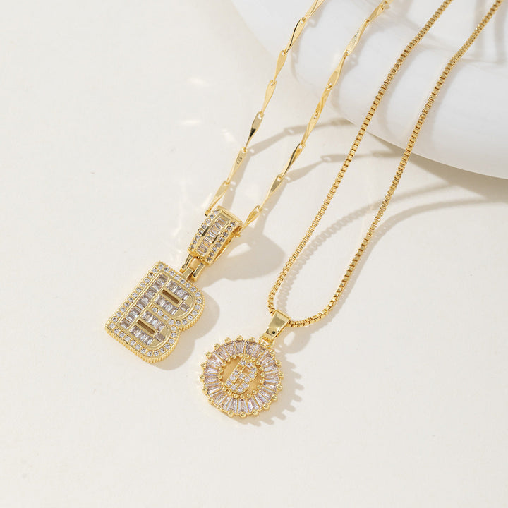 AISHA™ - Elegant 2-Pack Initialer Vedhæng Halskæder