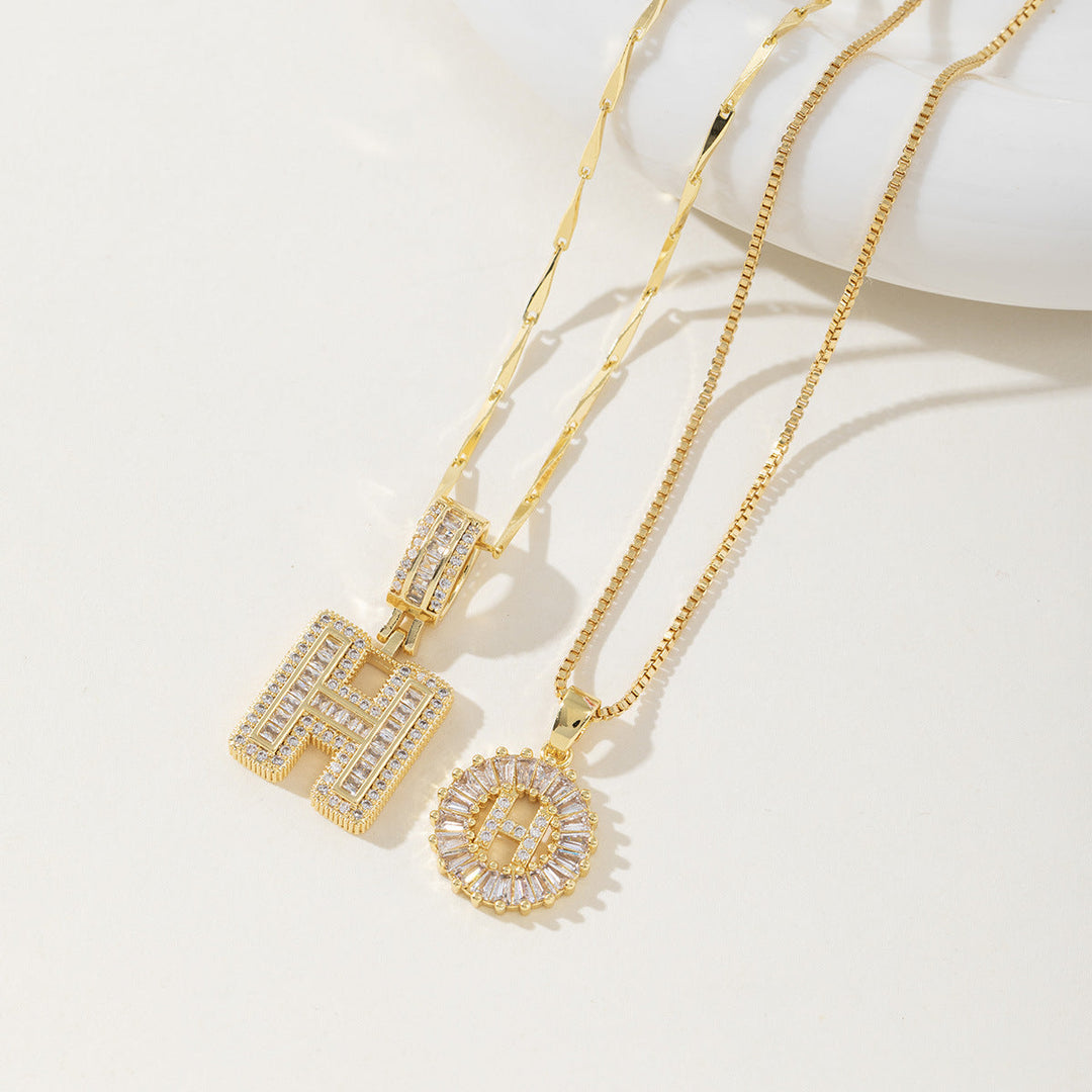 AISHA™ - Elegant 2-Pack Initialer Vedhæng Halskæder