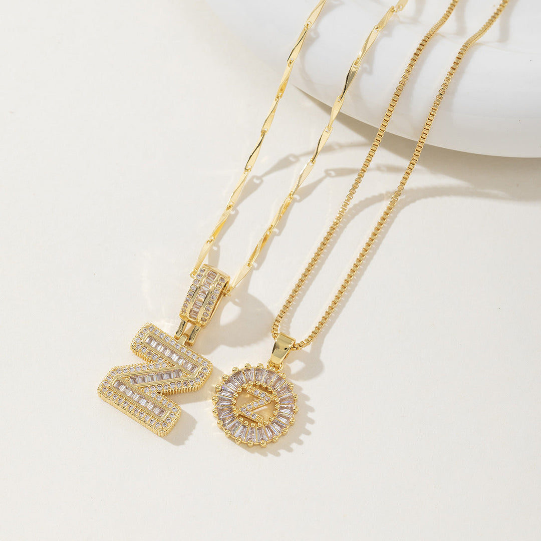 AISHA™ - Elegant 2-Pack Initialer Vedhæng Halskæder