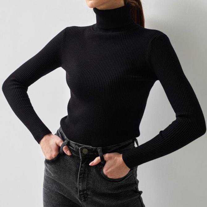 MAEVA™ - Ribbede Turtleneck Sweater