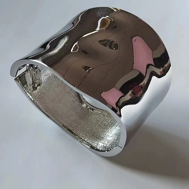 RAYNA™ – Chic Asymmetrisk Statement Armbånd