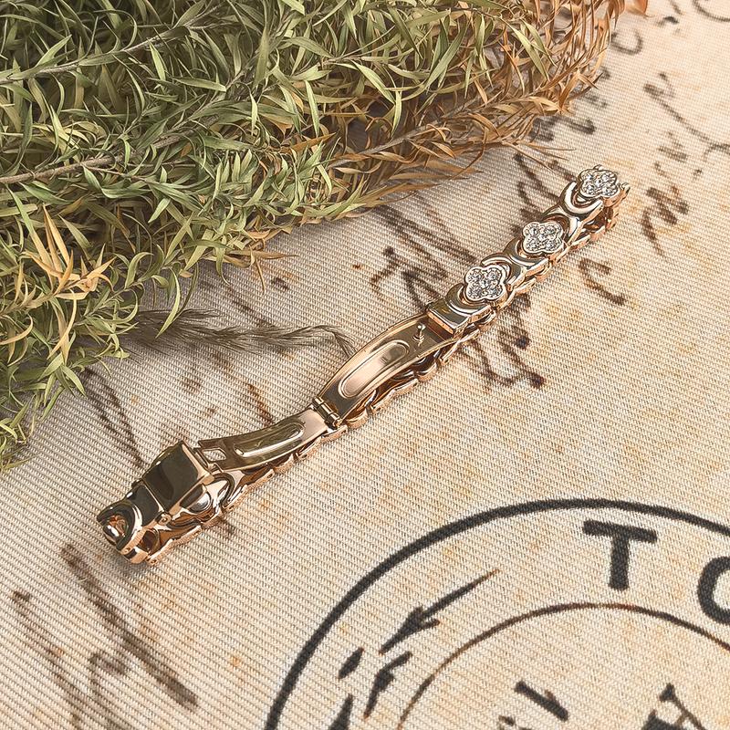 AURELIA™ – Elegant Magnetisk Kobber Armbånd